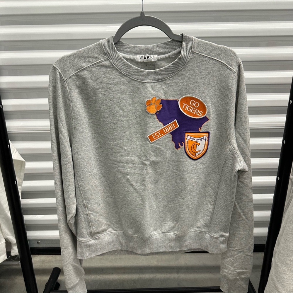 WEAR by Erin Andrews Clemson cropped sweatshirt